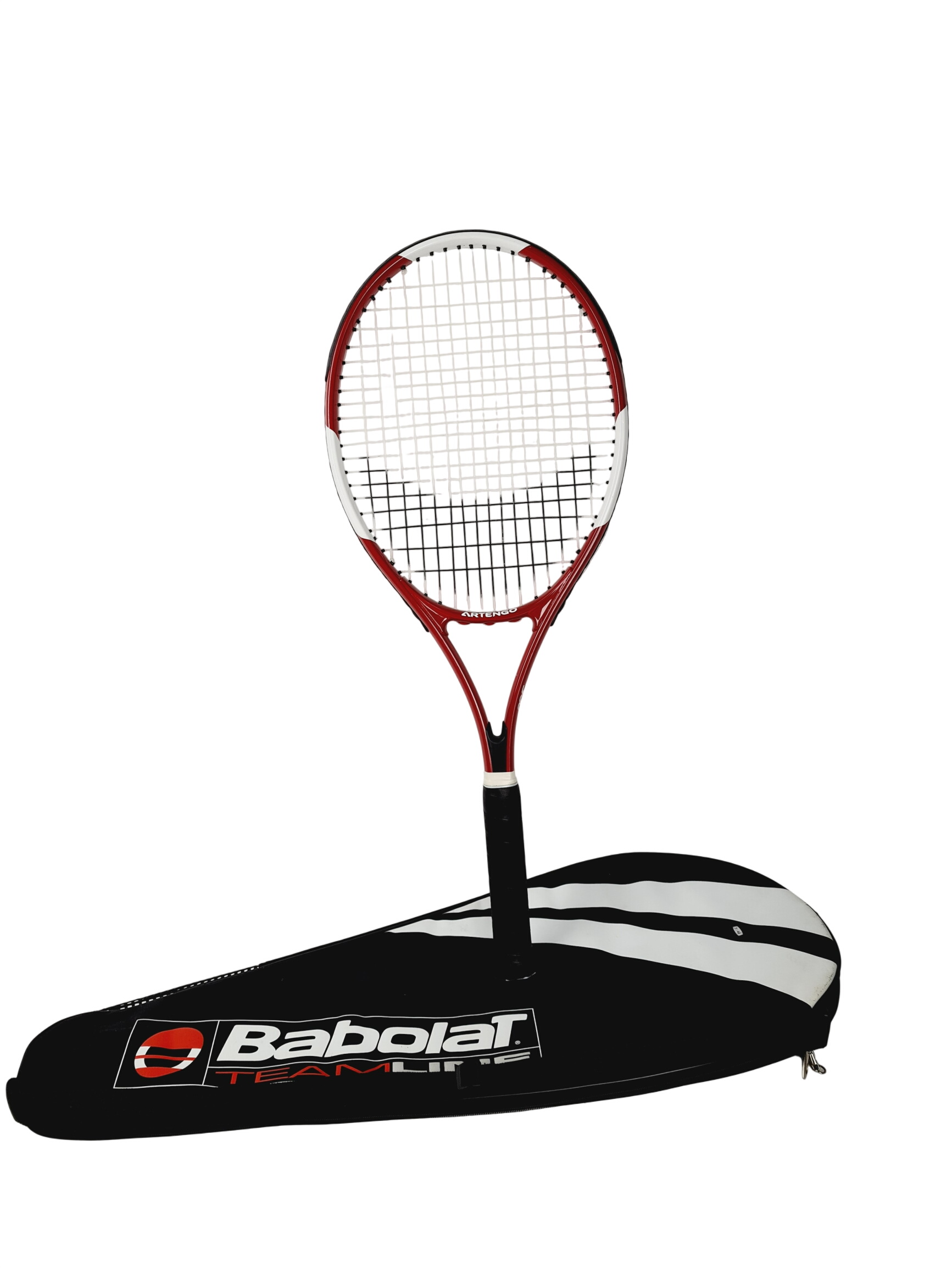 Jeu d'extérieur - Raquette de tennis Artengo avec une Housse Bon état -  reconditionné disponible sur Label Emmaüs